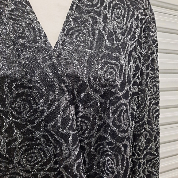 R & M Richards Silver Jacket - Picture 3 of 10